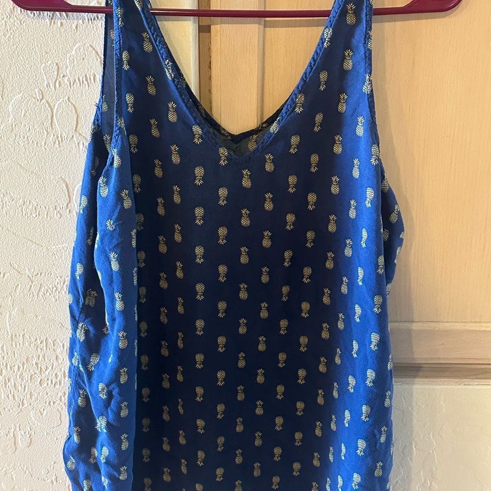 🍍 GAP Pineapple Tank Top 🍍